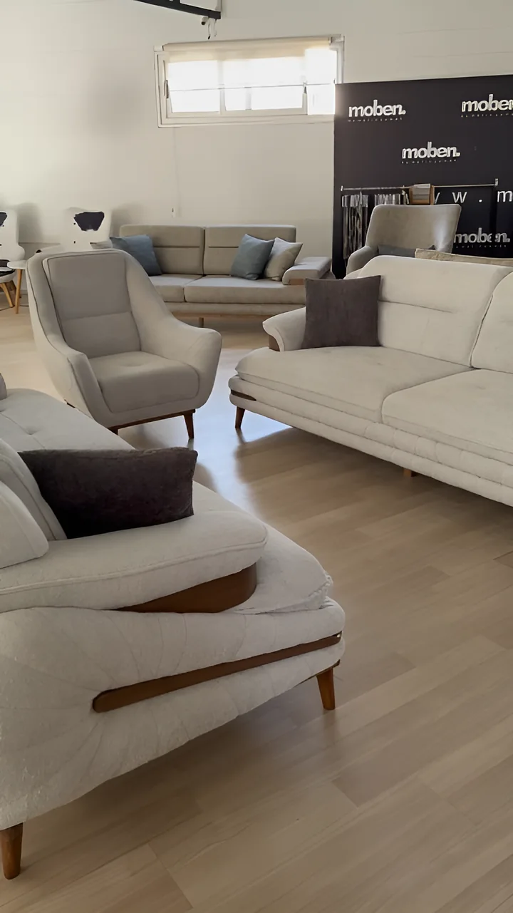 Moben Home mağazası — koltuk takımları