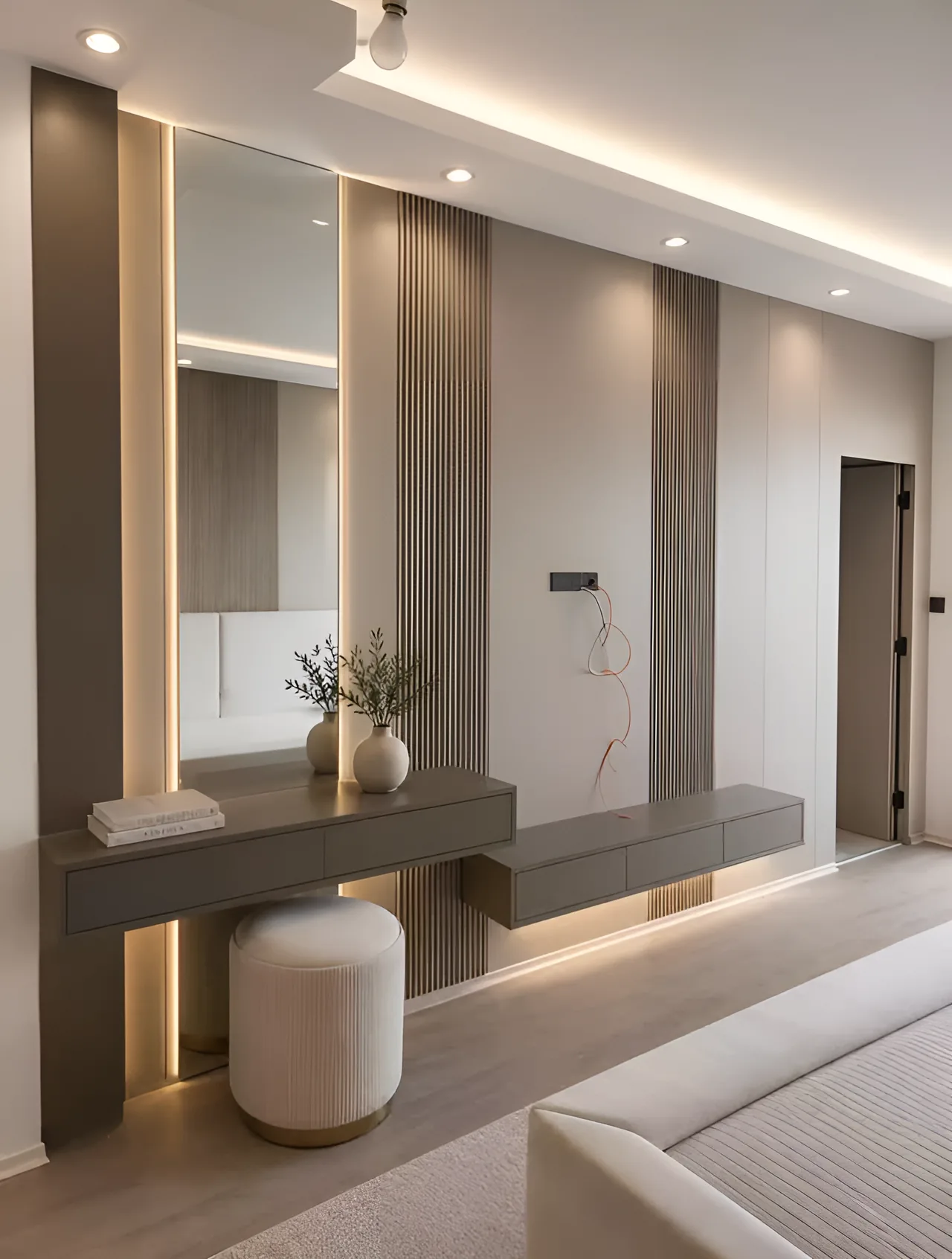 Dikmen — salon & TV duvarı