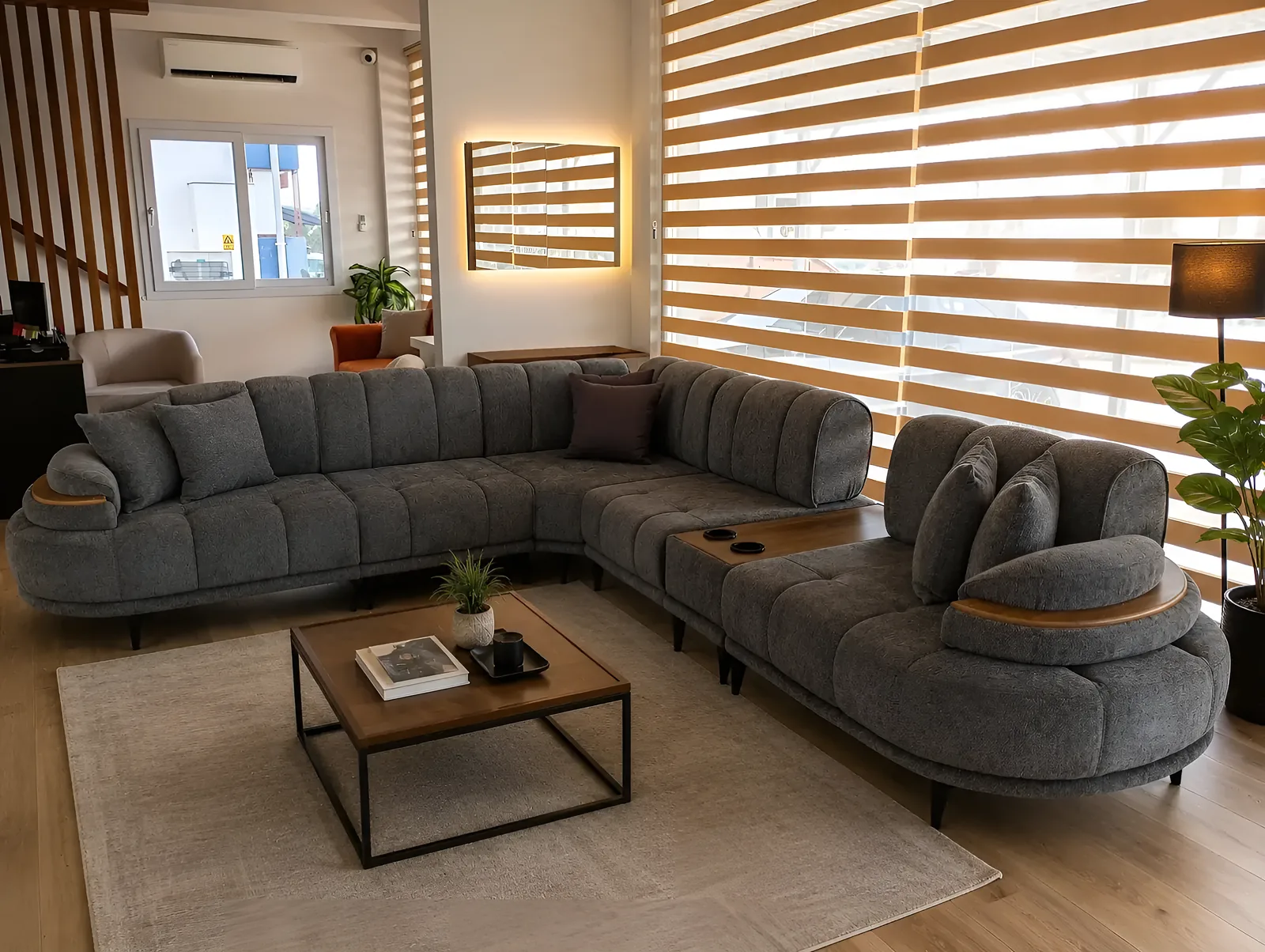 Dilim Köşe Koltuk — Moben Home