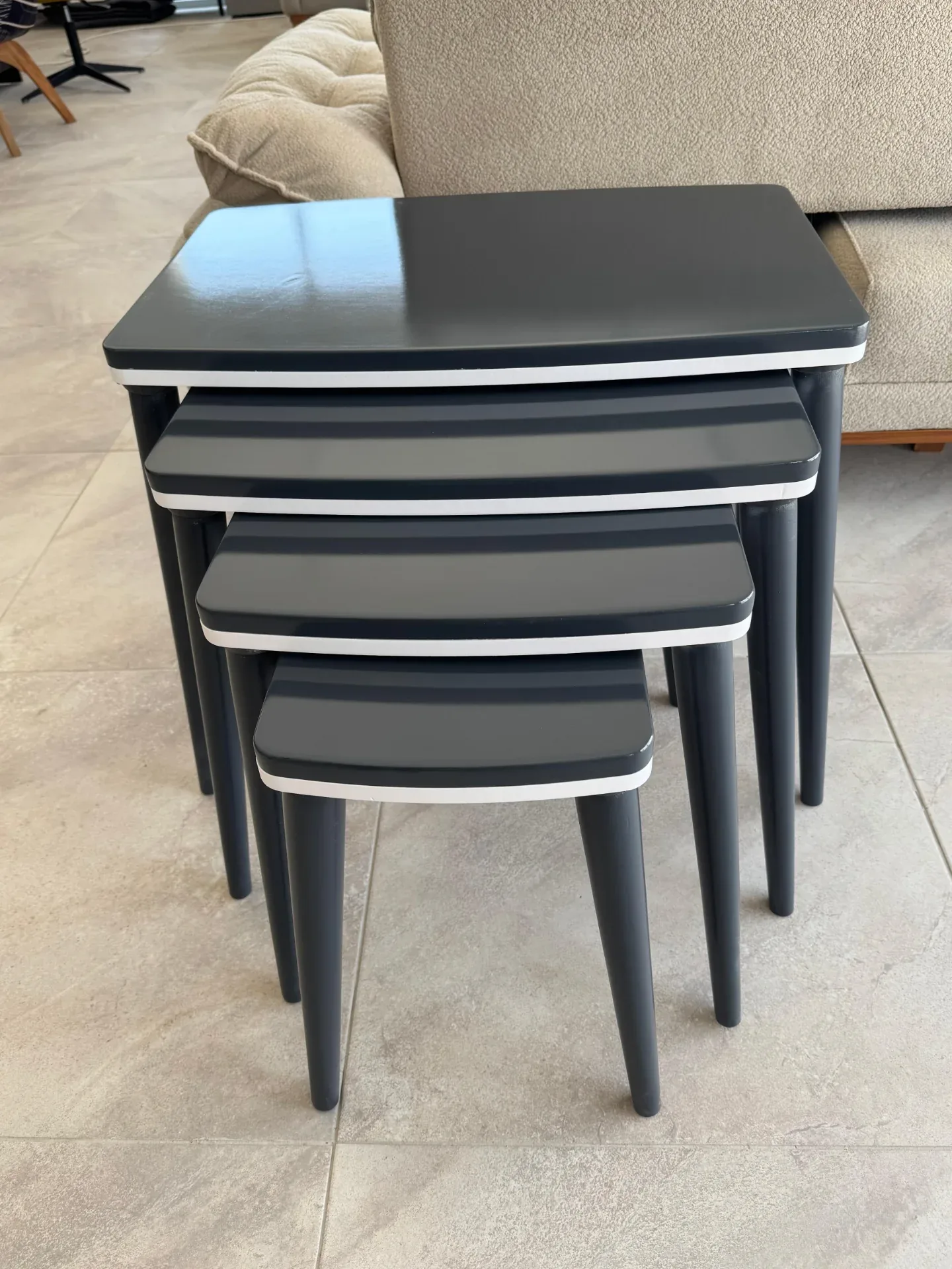 Hilal Zigon Seti — Moben Home