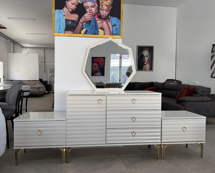 Çağla Aynalı Şifonyer & Komodin — Moben Home