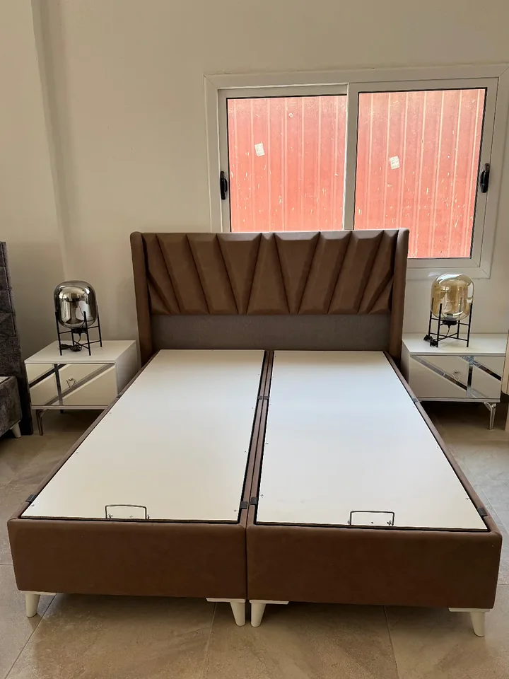 Kitabe Baza, Başlık & Komodin — Moben Home